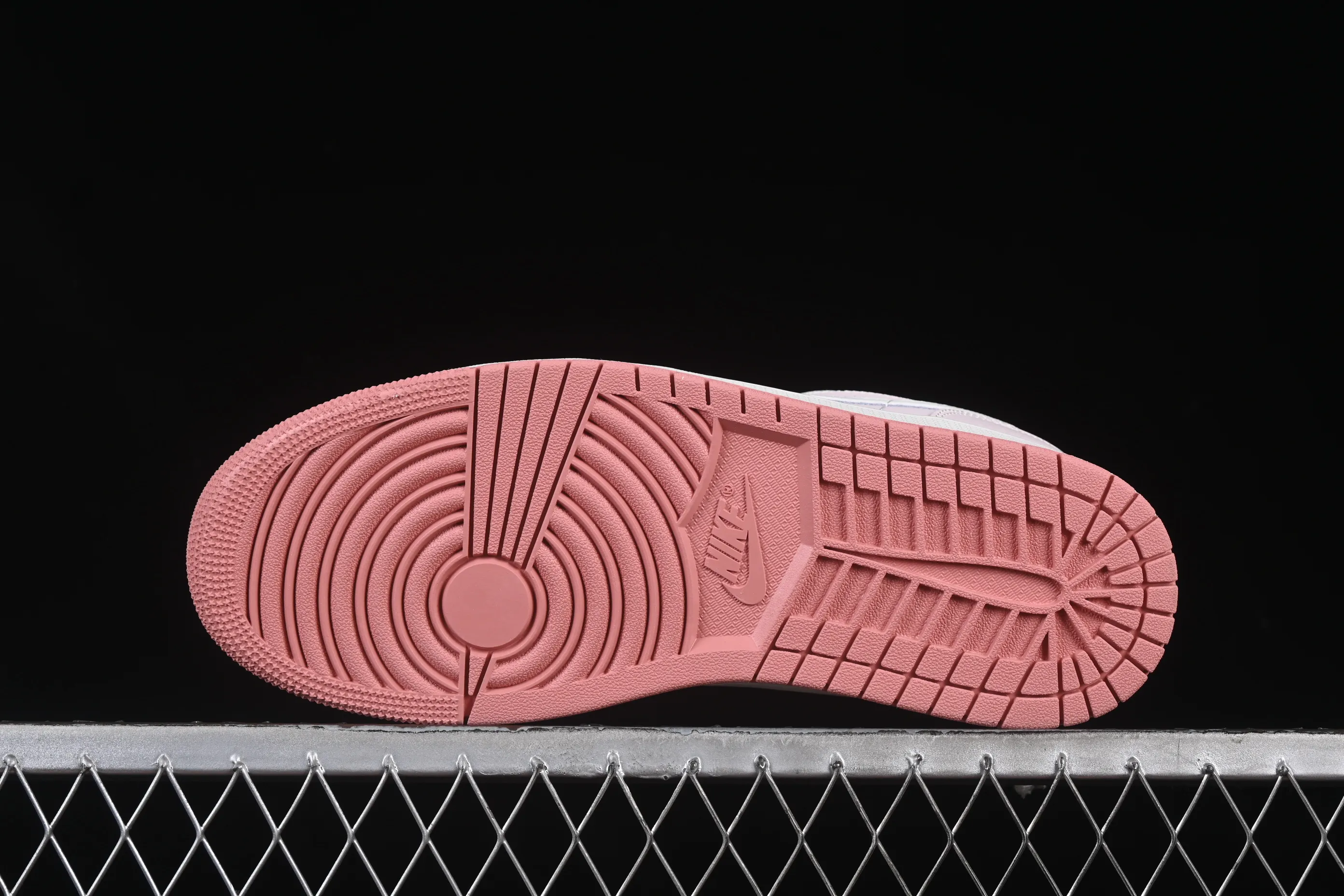 All categories Air Jordan Jordan series basketball shoes Air Jordan 1 Low Air Jordan 1 Low AJ1 Joe 1 girly pink low-top cultural casual sneakers IH0823-611